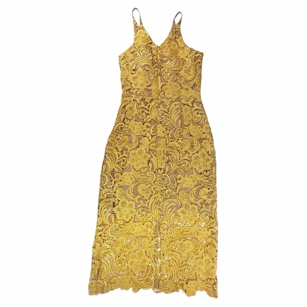 Elegant Yellow Lace Dress - Picture 8 of 11